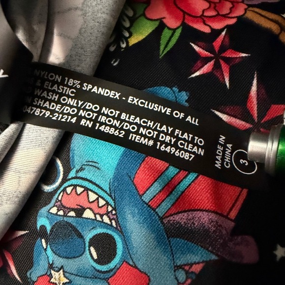 Torrid Disney Lilo & Stitch RashGuard Sz 3 & Shorts Sz 4 Tropical Floral Swimset - Picture 6 of 13